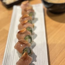 Sushi Katsu-ya - Albacore Special with sub garlic chips instead of crispy onion IG: @ammysalamii