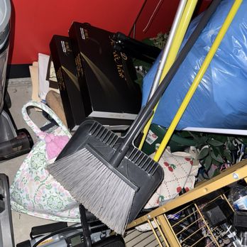 Edgar's Moving Services - Literally thrown by the water heater. Stuff missing and taken out of boxes. - Movers Near Me