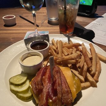 Yard House - Bacon cheeseburger. No bun - New American Near Me - Springfield, Virginia Yard House - Bacon cheeseburger. No bun - New American Near Me - Springfield, Virginia
