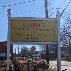 Gloria's country collectibles