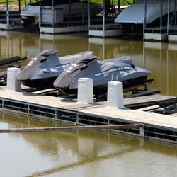 Lake Center Marina