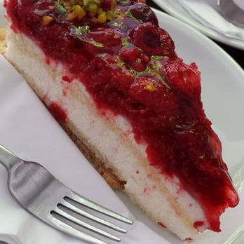Altes Gasthaus Leve - Rasberry quark cake - German Near Me - Münster, NW Altes Gasthaus Leve - Rasberry quark cake - German Near Me - Münster, NW