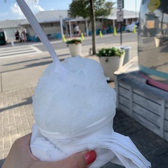 Frost Bites - Snow in a cup! (Coconut flavor perfect for a very hot day!) - Shaved Ice Near Me - Santa Rosa Beach, Florida Frost Bites - Snow in a cup! (Coconut flavor perfect for a very hot day!) - Shaved Ice Near Me - Santa Rosa Beach, Florida