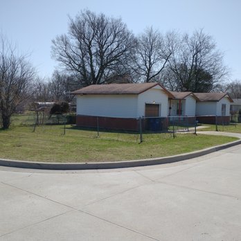 JG Lawn Care - a house in a residential neighborhood - Landscaping Near Me JG Lawn Care - a house in a residential neighborhood - Landscaping Near Me