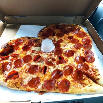 Amici's Pizzeria - Pizza Near Me - North Andover, Massachusetts