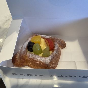 Paris Baguette - Fruit pastry - Bakeries Near Me - Lewisville, Texas Paris Baguette - Fruit pastry - Bakeries Near Me - Lewisville, Texas