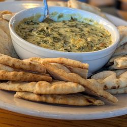 Buns Restaurant - Spinach and artichoke dip