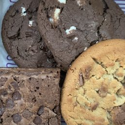 S'mores, Chocolate Chip Browniec Peanut Butter Chip