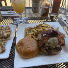 Carmen's Burger