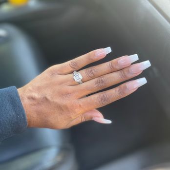 La nails & spa - Pink and white ombré full set - Nail Salons Near Me - Sacramento, California La nails & spa - Pink and white ombré full set - Nail Salons Near Me - Sacramento, California