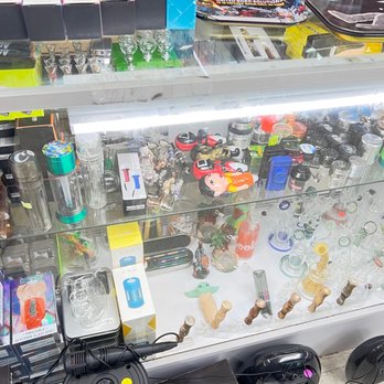 Cliffs Country Corner - Cbd kratom pips candy vape vape juice speakers liquor beer cigarettes cigar - Convenience Stores Near Me - Blanchard, Louisiana
