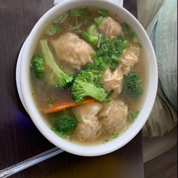LAB C FOOD KITCHEN - Bastrop - Wonton soup - Vietnamese Near Me - Bastrop, Texas LAB C FOOD KITCHEN - Bastrop - Wonton soup - Vietnamese Near Me - Bastrop, Texas