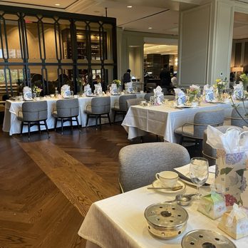 ENTYSE, Wine Bar & Lounge - Entyse Restaurant prior to the bridal shower - New American Near Me - McLean, Virginia ENTYSE, Wine Bar & Lounge - Entyse Restaurant prior to the bridal shower - New American Near Me - McLean, Virginia