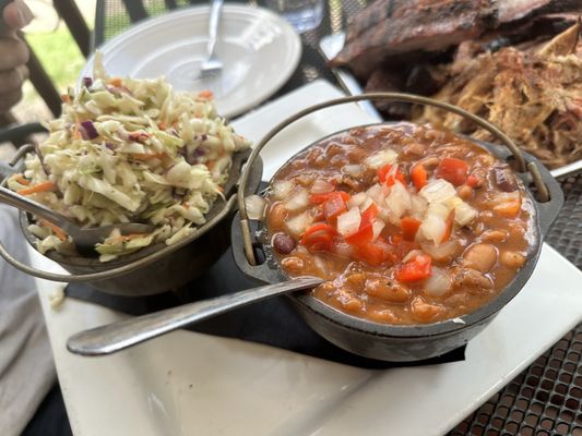 Slow Groovin BBQ by null