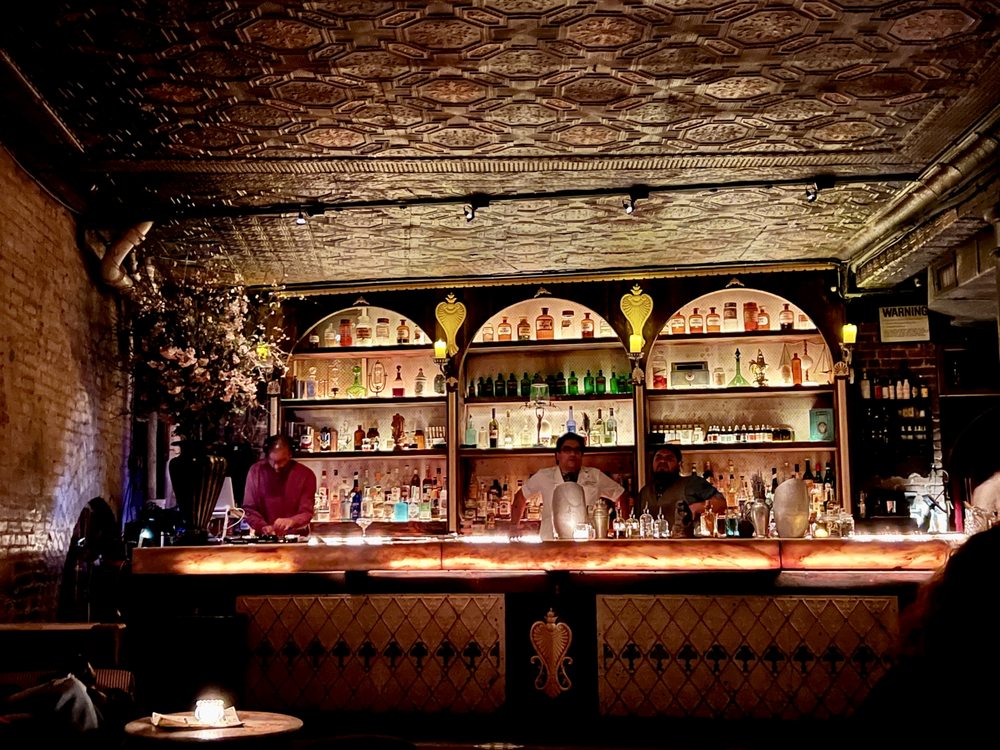 Social spots from Apotheke