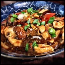 Dave Green Papaya - Tri mushroom hoisin in wine sauce.