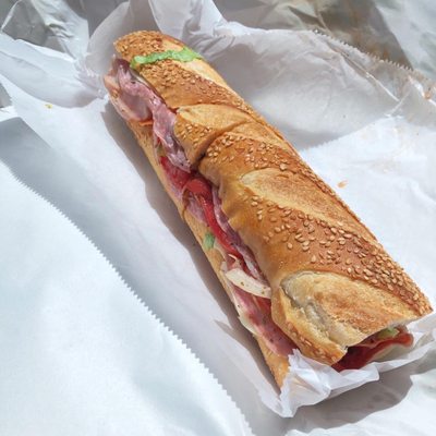 Lil nick's deli by null