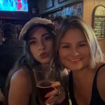 Mulligan's Pub - Drinking with the girls - Pubs Near Me - Kissimmee, Florida