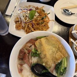 B10. Wonton Soup C01. Pad Thai Noodle B10. Wonton Soup C01. Pad Thai Noodle
