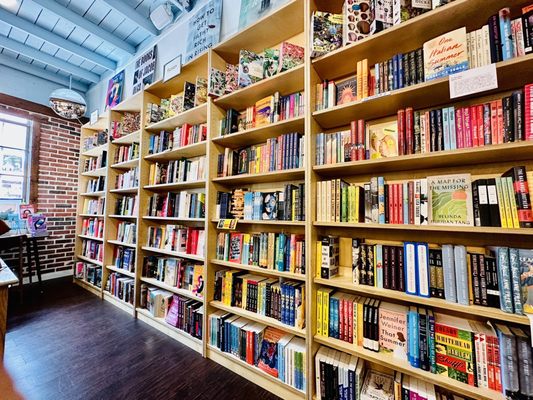 Tombolo Books by null