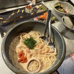 ishiyanaページ YAMA IZAKAYA & SUSHI - Updated September 2025 - 655 Photos