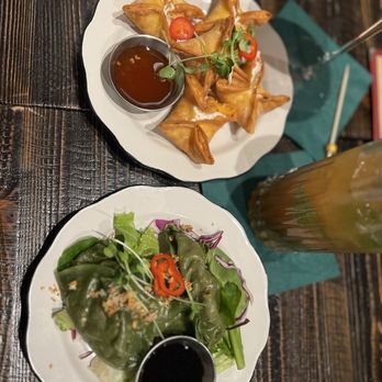 Thai Social - Crab Ragoon, Steam Mushroom Dumpling - Thai Near Me - New York, New York Thai Social - Crab Ragoon, Steam Mushroom Dumpling - Thai Near Me - New York, New York