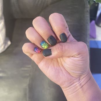 BBM Nail Lounge - Nail Salons Near Me - Reno, Nevada