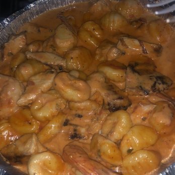 Ginos Pizza Cafe - Gnocchi with chicken shrimp blush sauce. - Pizza Near Me - Philadelphia, Pennsylvania Ginos Pizza Cafe - Gnocchi with chicken shrimp blush sauce. - Pizza Near Me - Philadelphia, Pennsylvania