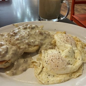 Rosie's Restaurant - Biscuits & Gravy with Eggs - Diners Near Me - Spokane, Washington