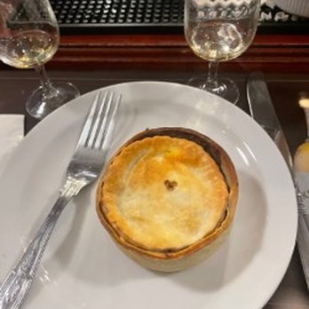 The Pot Still - Steak Pie - Pubs Near Me - Glasgow, GLG