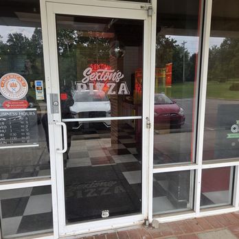 Sexton's Pizza - Pizza Near Me - Gahanna, Ohio Sexton's Pizza - Pizza Near Me - Gahanna, Ohio