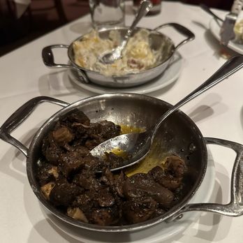 Fleming’s Prime Steakhouse & Wine Bar - Sauteed Mushrooms - Steakhouses Near Me - Memphis, Tennessee