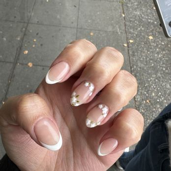 Vybrant Nails - Nail Technicians Near Me - Seattle, Washington Vybrant Nails - Nail Technicians Near Me - Seattle, Washington