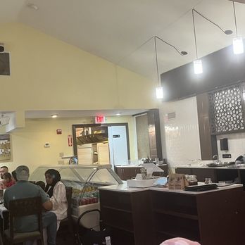 Mandeez - ordering counter and interior - Middle Eastern Near Me - Warwick, Rhode Island