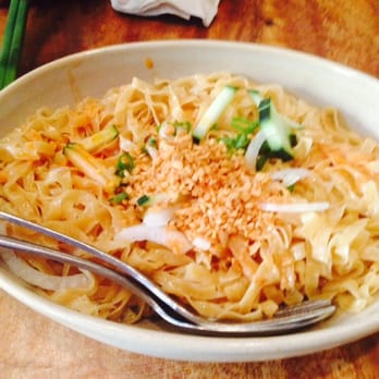 Burma Superstar - Garlic noodles plain without meat - Burmese Near Me - Alameda, California
