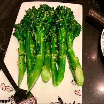 Fuhu - Broccoli Rabe is quickly wok fried: head was delicious; stem could have been cooked slightly more.   $13   4* - Asian Fusion Near Me - Las Vegas, Nevada