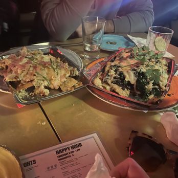 Tacovision - Veggie Nachos - Tacos Near Me - New York, New York Tacovision - Veggie Nachos - Tacos Near Me - New York, New York