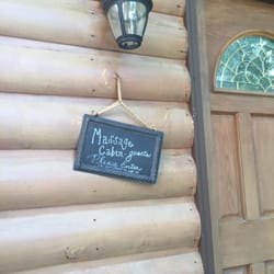 The Massage Cabin - Cozy little cabin. AMAZING massage!