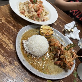 Kin Long Beach - Thai Near Me - Long Beach, California