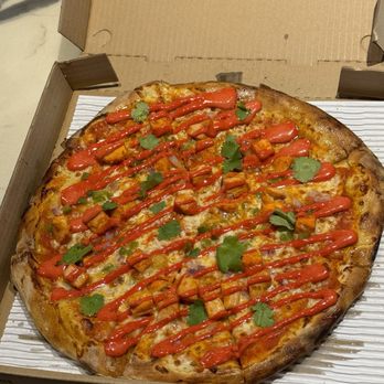Sapori Di 786 Degrees - Chicken Tikka Masala Pizza - Pizza Near Me - Pasadena, California Sapori Di 786 Degrees - Chicken Tikka Masala Pizza - Pizza Near Me - Pasadena, California