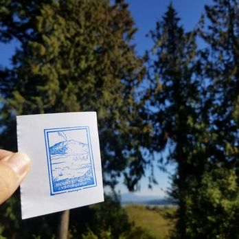 Mt St Helens Visitor Center  - Can barely see the mountain - Visitor Centers Near Me - Castle Rock, Washington