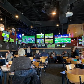 Buffalo Wild Wings - Football - Chicken Wings Near Me - Middletown, New York