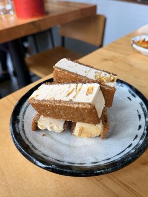 Rose's Noodles, Dumplings and Sweets by null