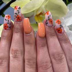 T-Nails