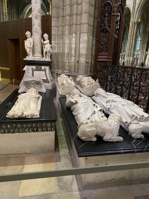 Basilique Cathédrale Saint-Denis by null
