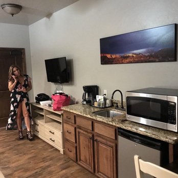 Cable Mountain Lodge - Our room. Bigger than it looks - Hotels Near Me - Springdale, Utah
