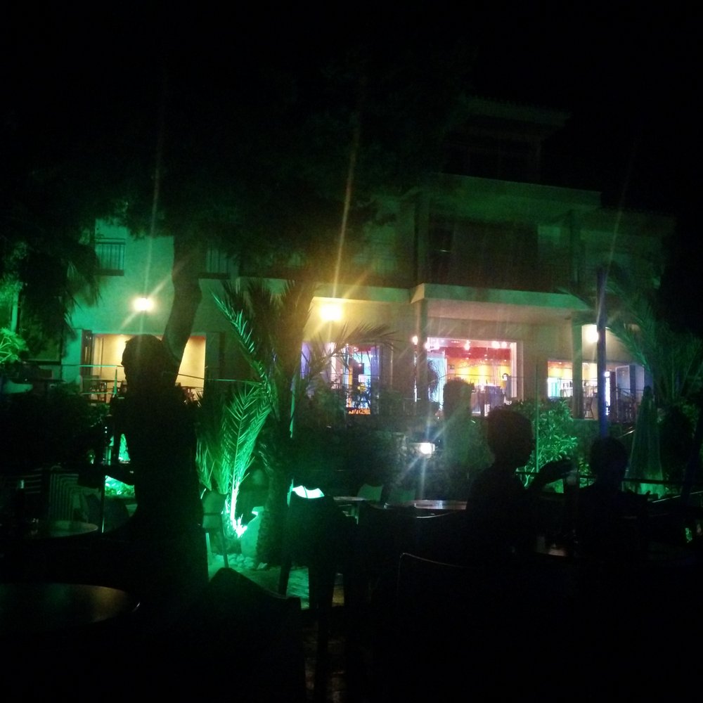 El Faro - Cocktail Bars Near Me - Puerto de Mazarrón, MU El Faro - Cocktail Bars Near Me - Puerto de Mazarrón, MU