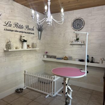 La Petite Pooch - Pet Groomers Near Me - Jupiter, Florida La Petite Pooch - Pet Groomers Near Me - Jupiter, Florida