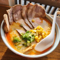 Maruhachi Ra-men - Spicy chasu ramen (large)