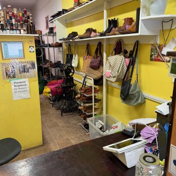 Manny's Shoe and Leather - Shoe Repair Near Me - Torrington, Connecticut Manny's Shoe and Leather - Shoe Repair Near Me - Torrington, Connecticut